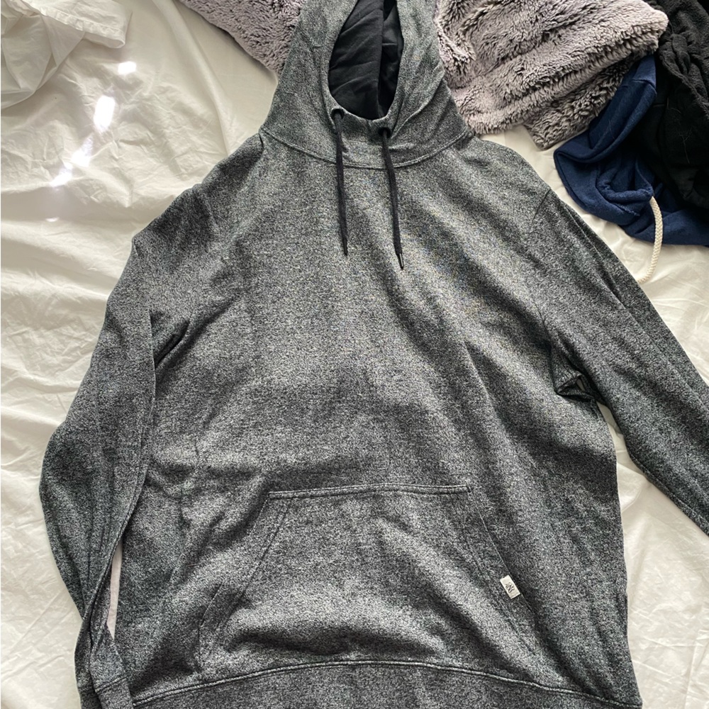 ROCK REPUBLIC LIGHT HOODED SWEATSHIRT
